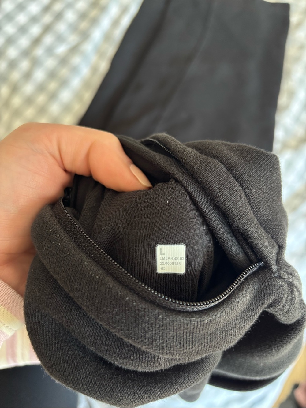 Men's Lululemon Sweatpants - Picture 6 of 7